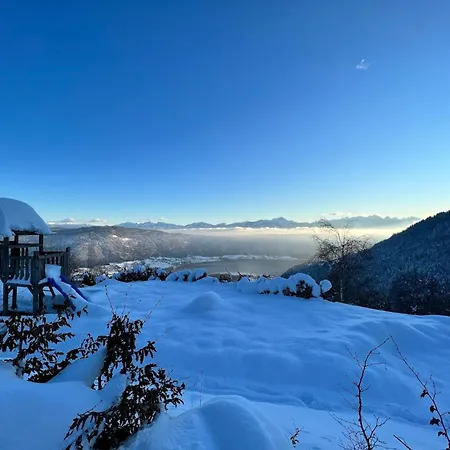 Freistehendes Mit Blick Auf Den By Interhome Holiday home Bodensdorf