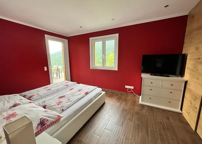 Freistehendes Mit Blick Auf Den By Interhome Holiday home Bodensdorf