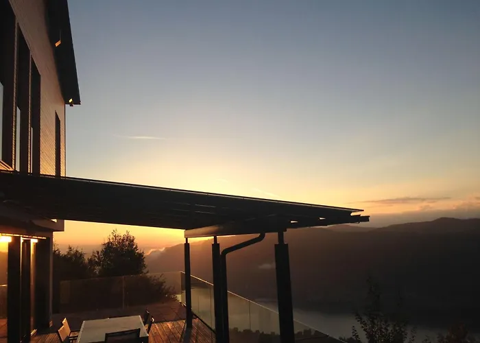 Casa vacanze Freistehendes Mit Blick Auf Den By Interhome *